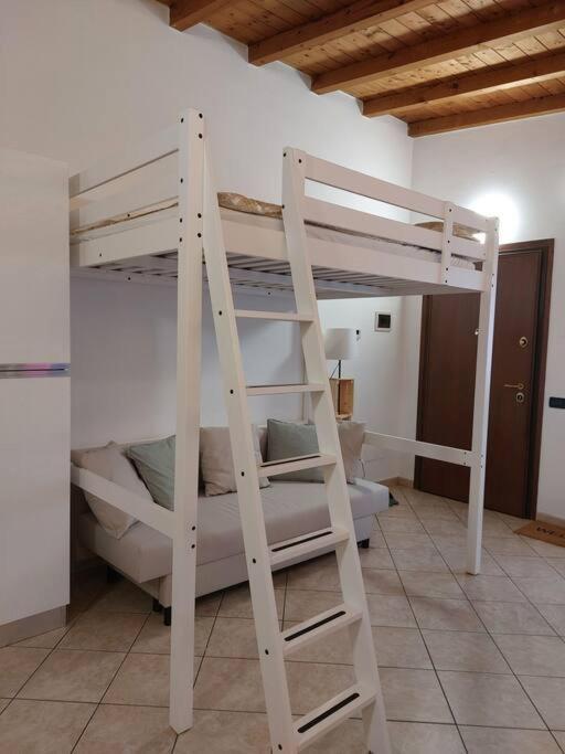 Smile Home! Graziosa Casa Con Parcheggio E Giardino Bovísio-Masciago Milanese Екстериор снимка